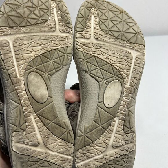 Hōtter Skylar Womens Light Beige Round Toe Casual Flat Sandals Size 9 M - Picture 6 of 12